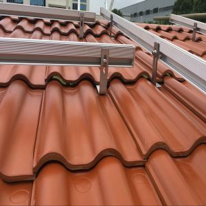 Põrandakattematerjal Alumiiniumist kinnitus PV päikesepaneelist kinnitus / paindlik katuseboks Solar Racking System / Flat Roof Solar Racking System