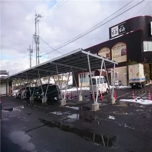 Päikesepaneelide raketisüsteemid (Carport)