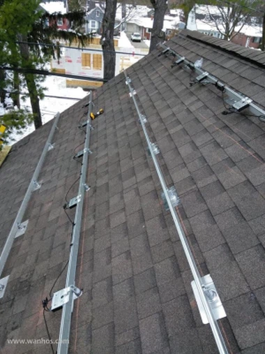 Pitch Shingle katuse päikese paigaldus lahendus